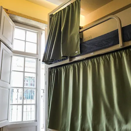 Onefam Ribeira Porto