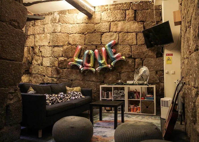 Hostal Onefam Ribeira Oporto